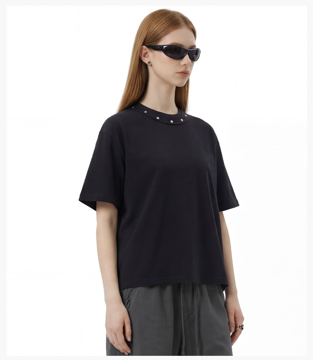 Boxy 285GSM Washed Cotton T-Shirt with Rivet – detail 9