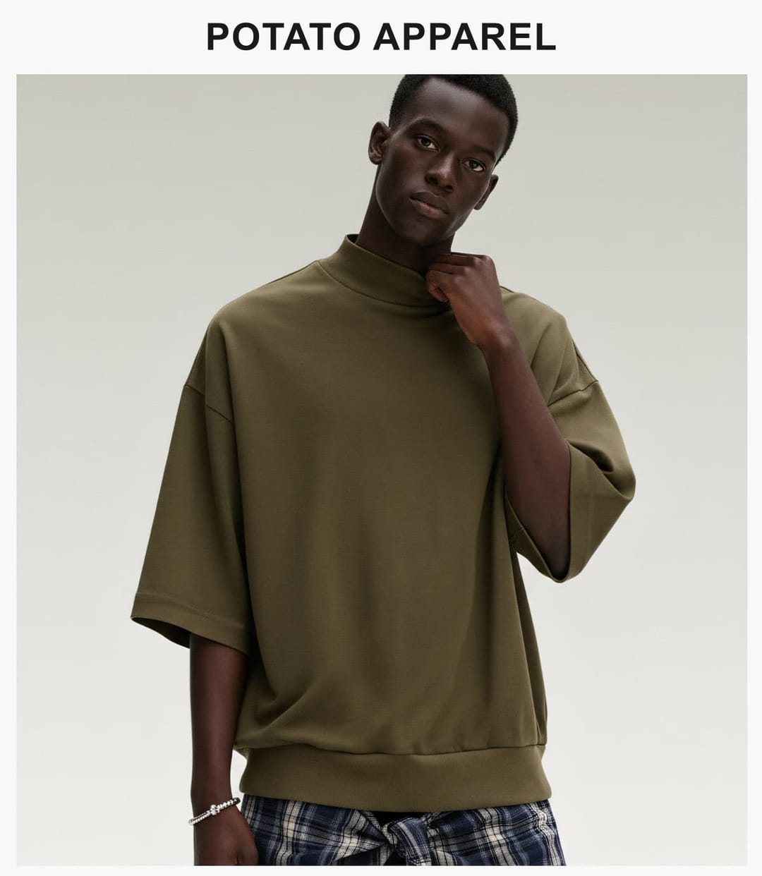 Men‘s Mock Neck Boxy Fit 305g Cotton T-Shirt – detail 9